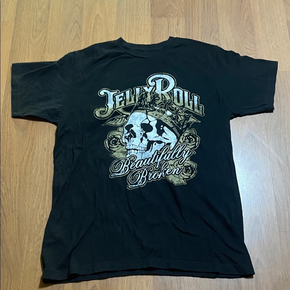 Jelly Roll “Beautifully Broken” T-Shirt Medium – Slightly Worn